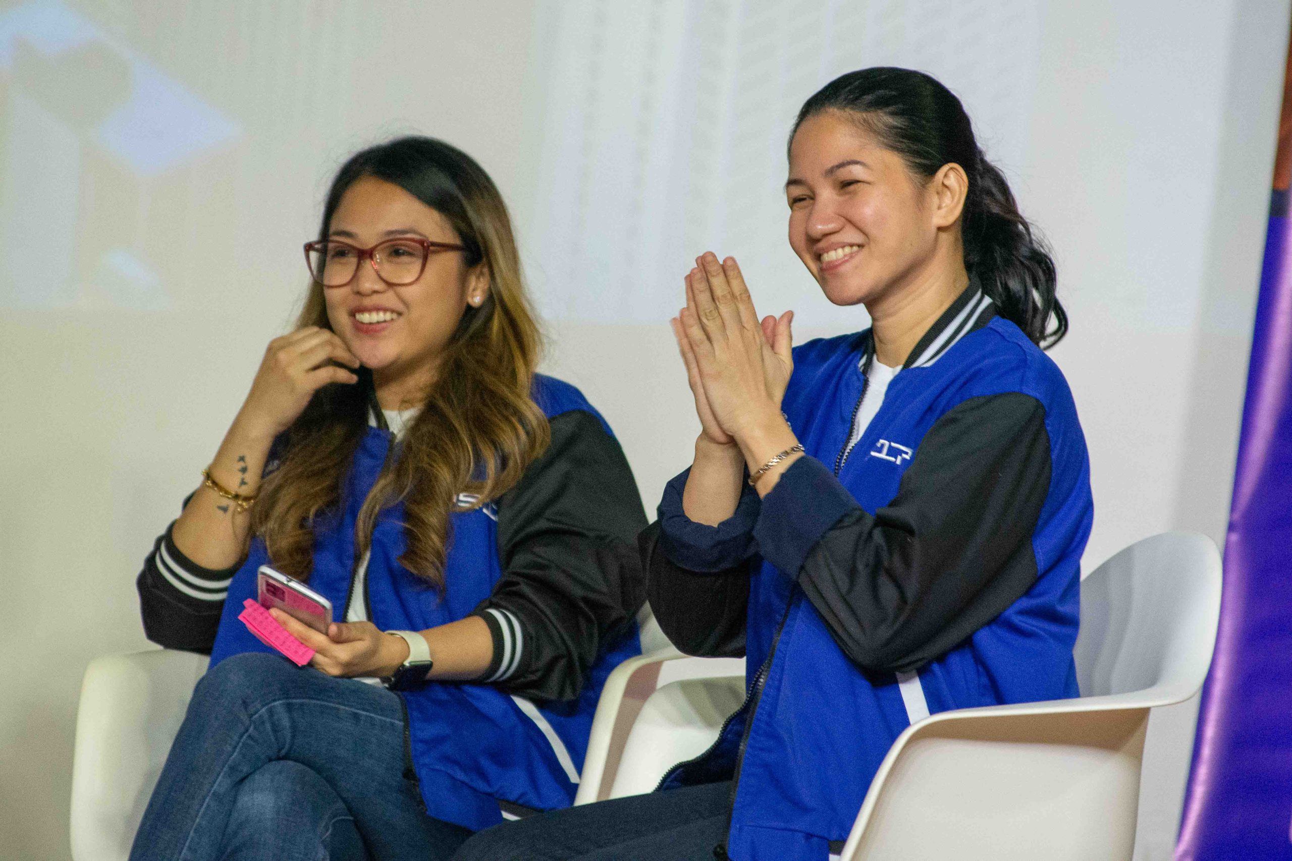 Globe's employees engage with the audience through a Q&A session by sharing their personal experiences as IT professionals.